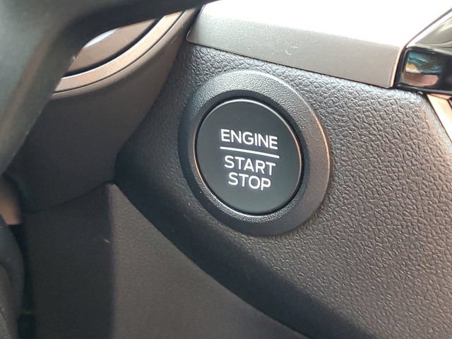 Certified 2023 Ford Escape Active AWD/4WD image 22