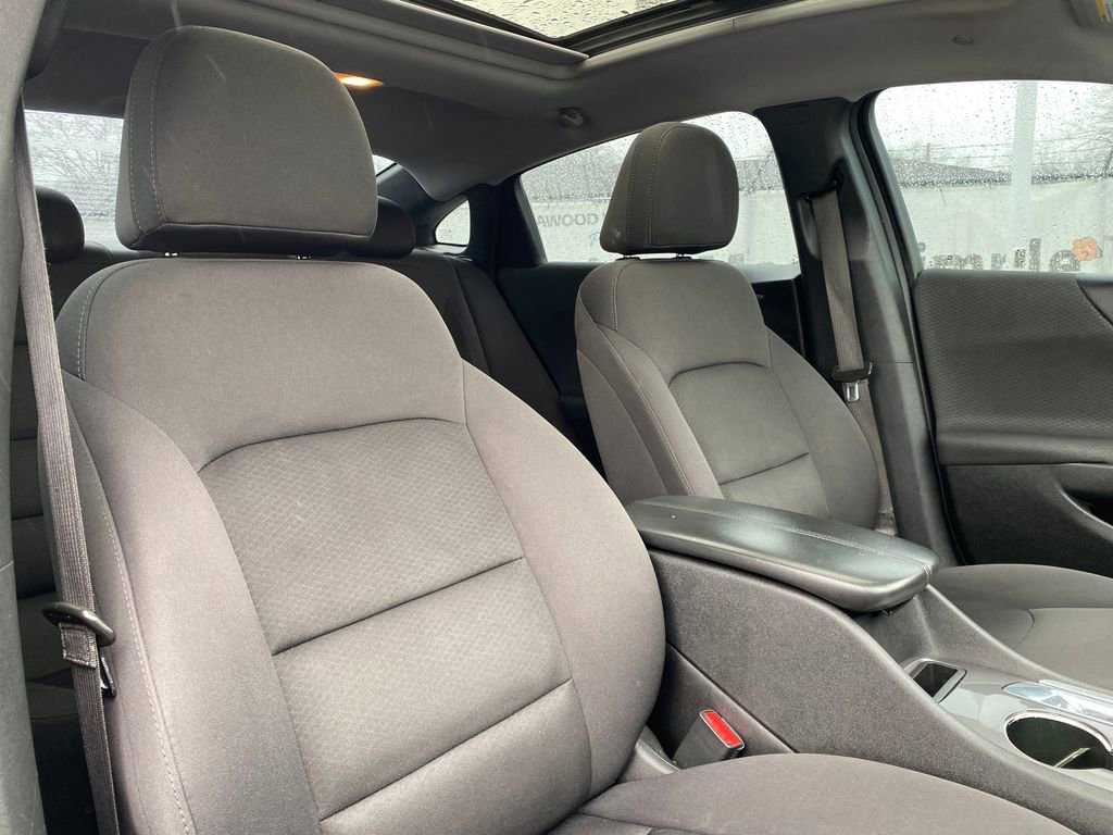 Used 2021 Chevrolet Malibu LT image 15
