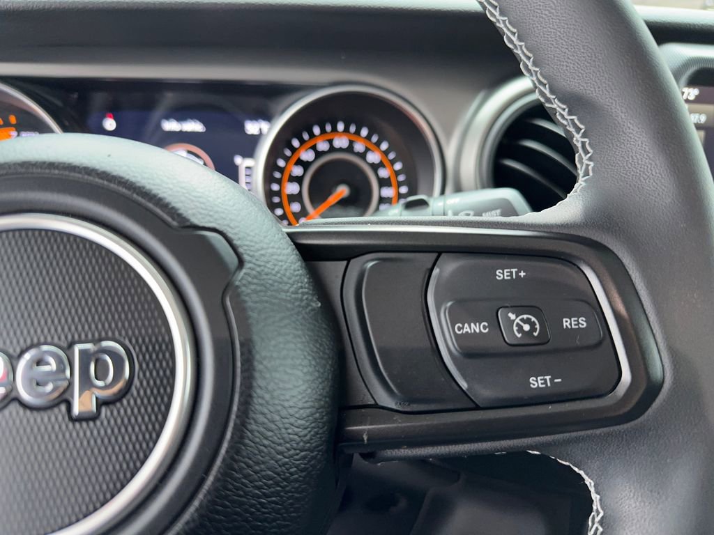 Used 2023 Jeep Wrangler Unlimited Sport image 25