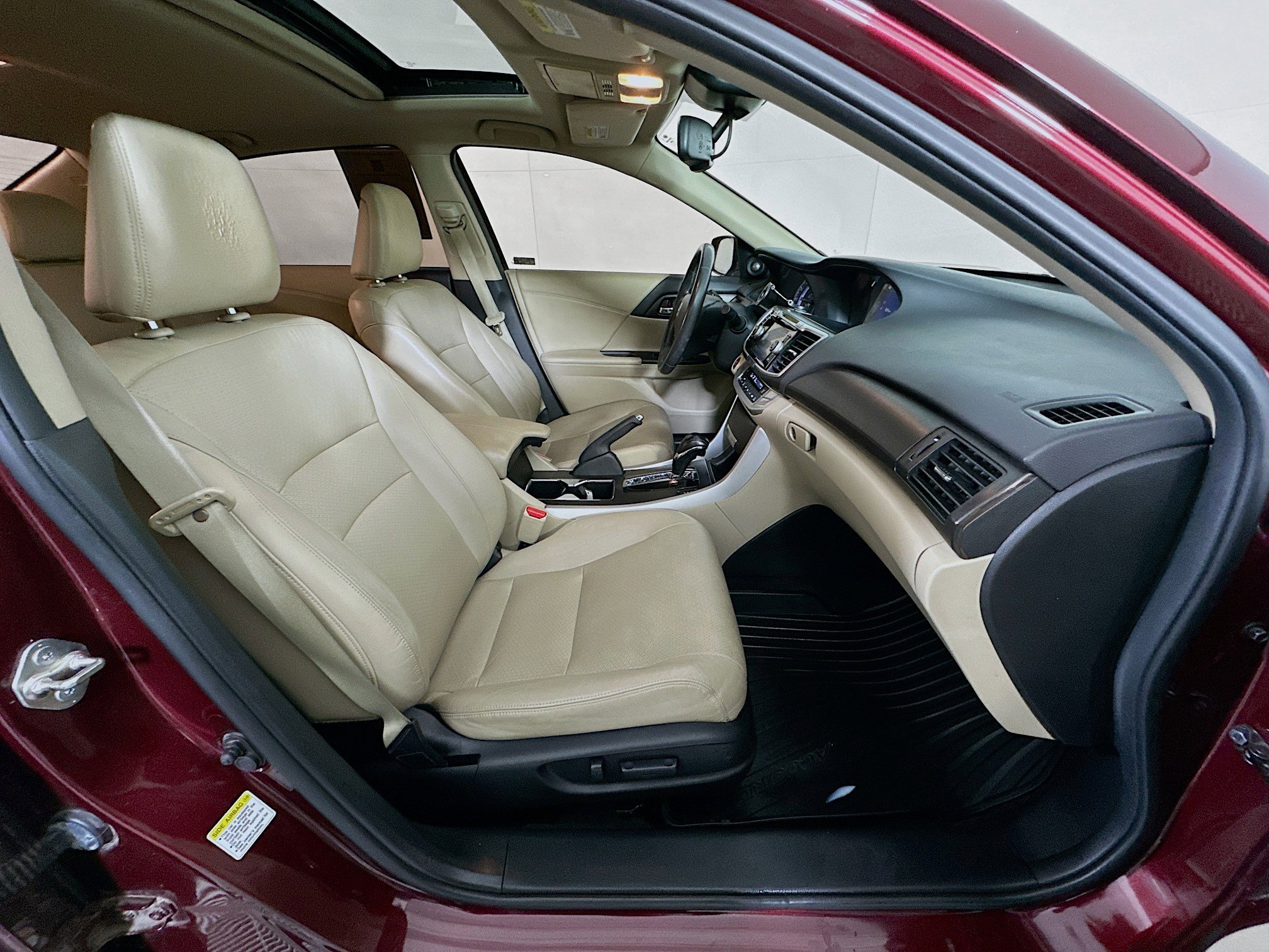 Used 2014 Honda Accord EX-L image 29