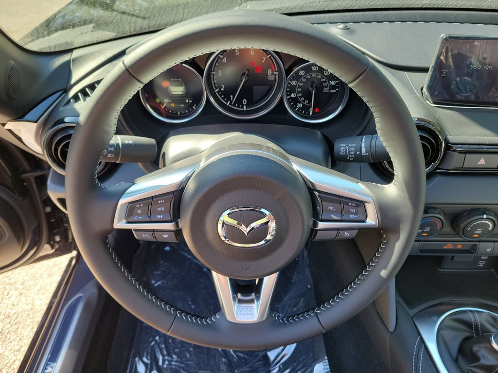 New 2026 MAZDA MX-5 Miata Club w/ Interior Package RWD image 19