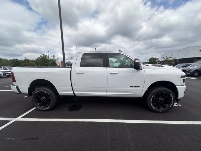 New 2026 RAM 2500 Laramie AWD/4WD image 7