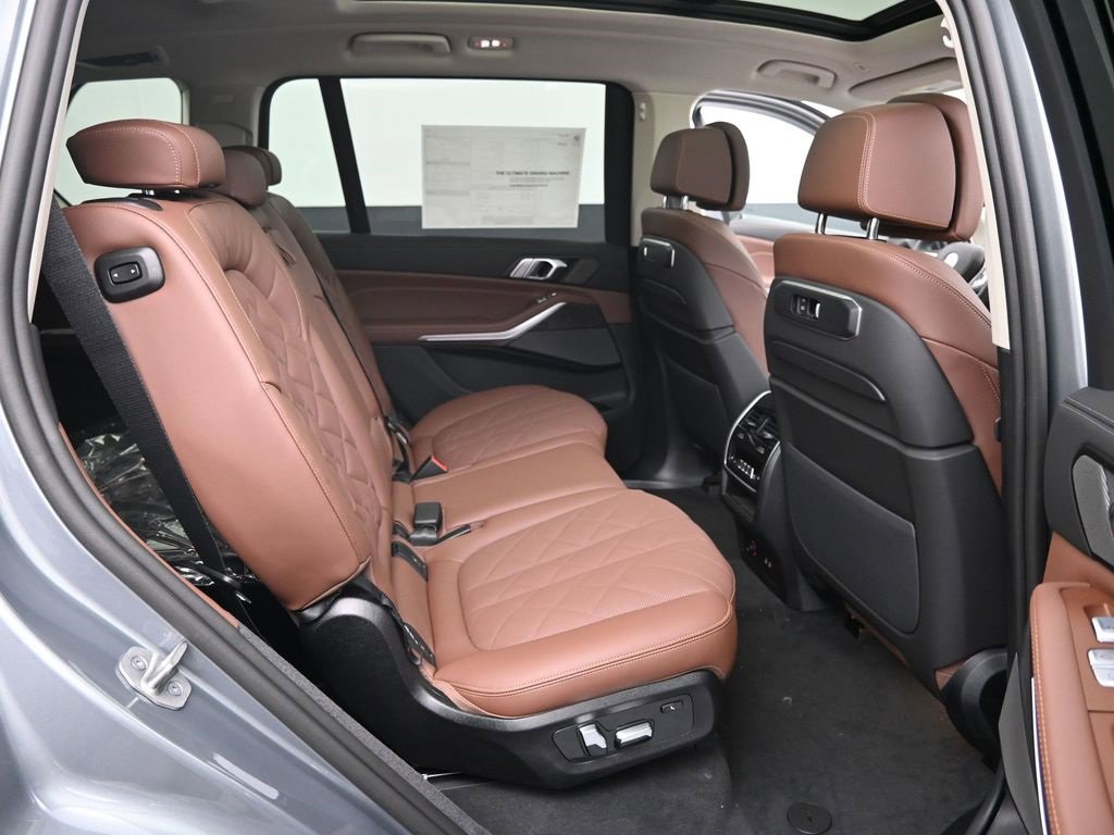 New 2026 BMW X7 xDrive40i image 31