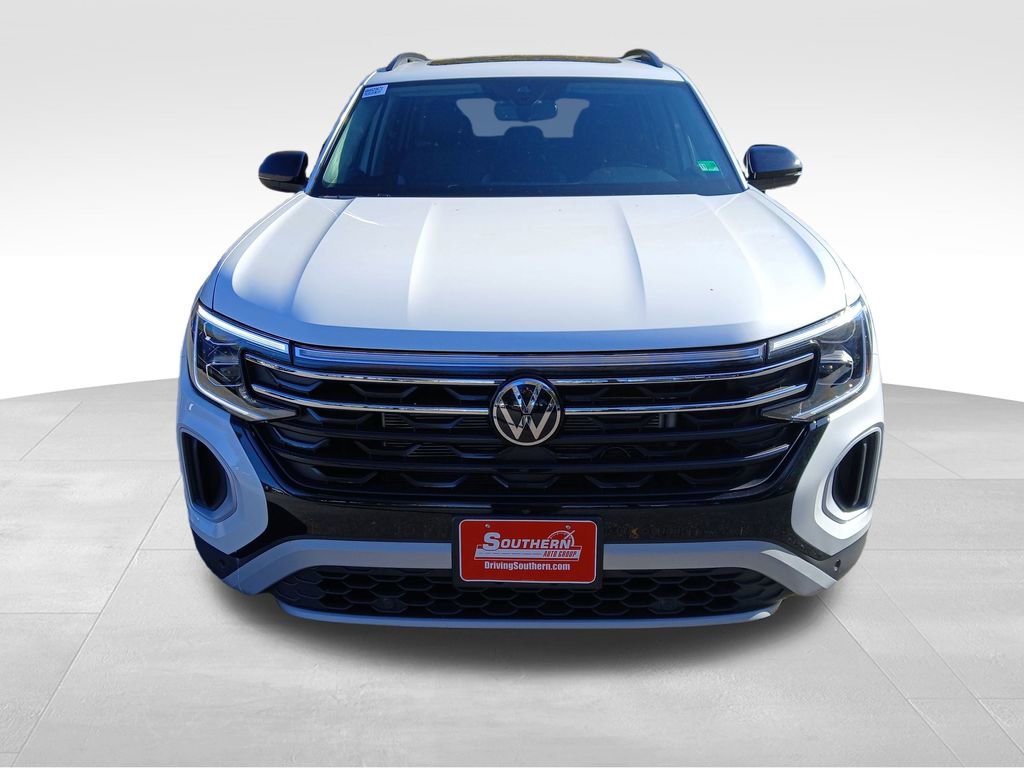 New 2026 Volkswagen Atlas Peak Edition AWD/4WD image 8