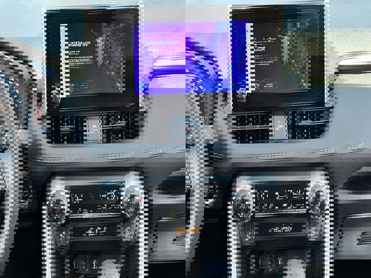 Used 2024 Toyota RAV4 XLE image 14