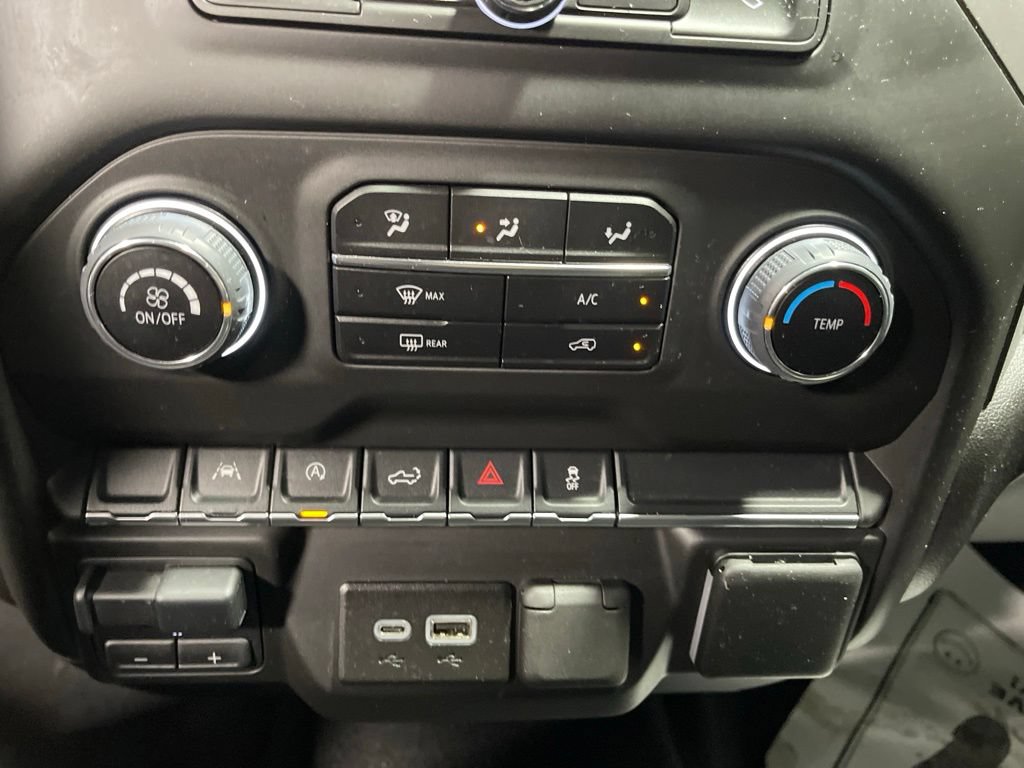 Used 2024 Chevrolet Silverado 1500 Custom AWD/4WD image 34