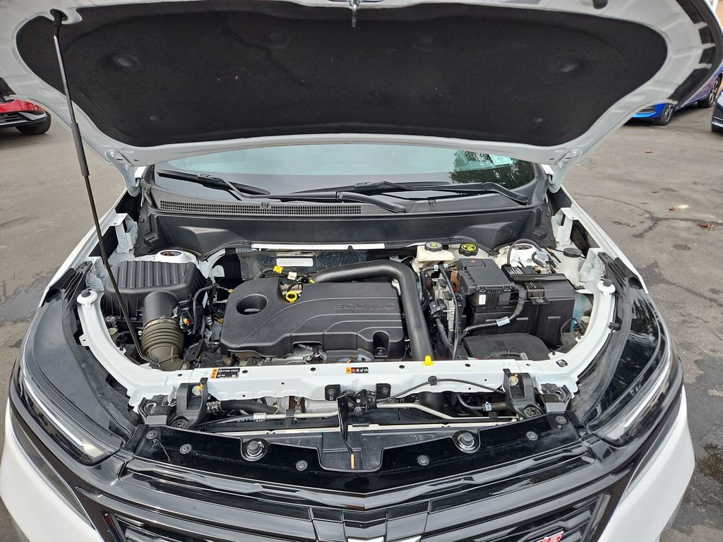 Used 2024 Chevrolet Equinox RS w/ RS Leather Package image 35