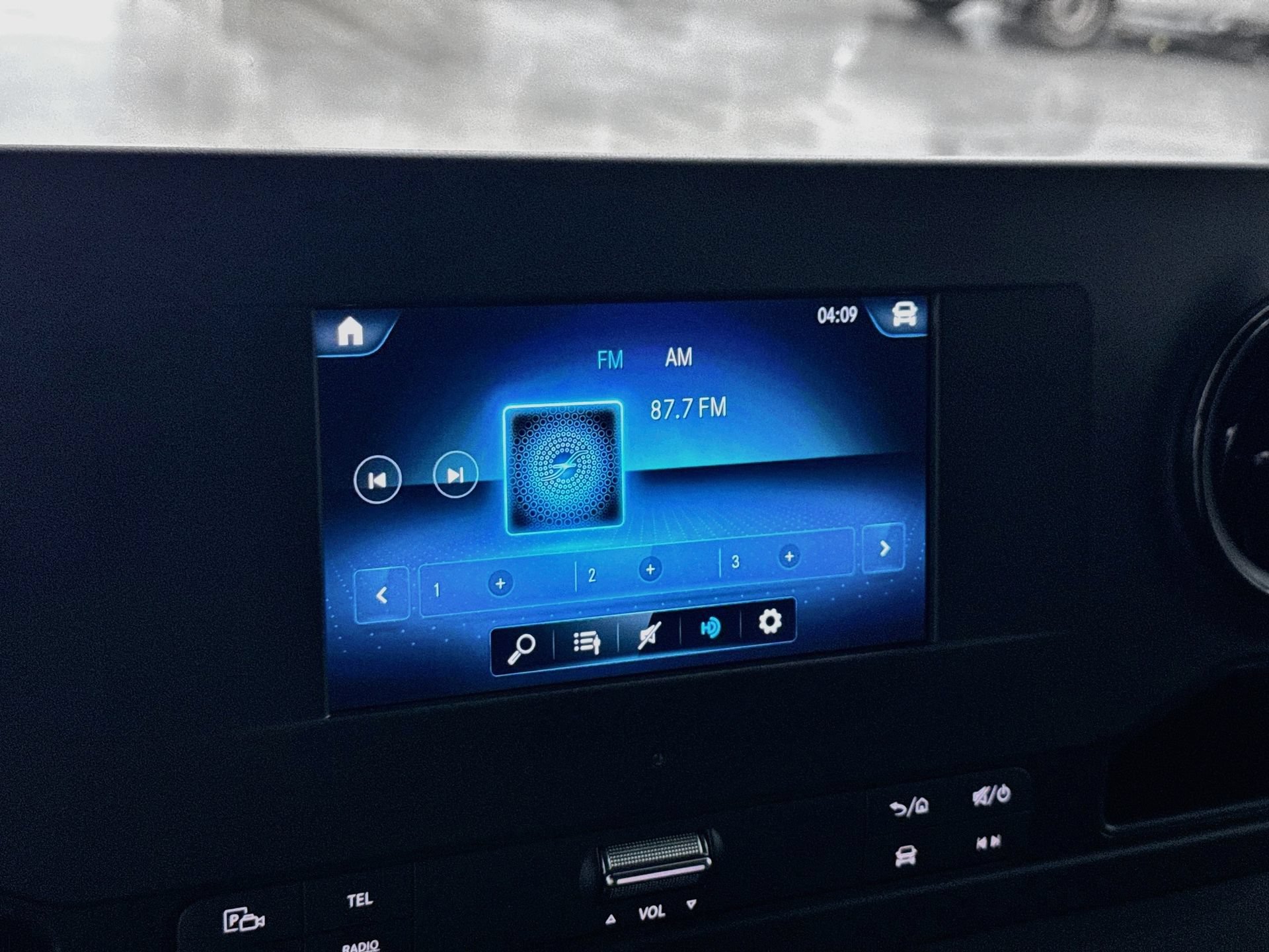 Used 2023 Mercedes-Benz Sprinter 2500 image 15
