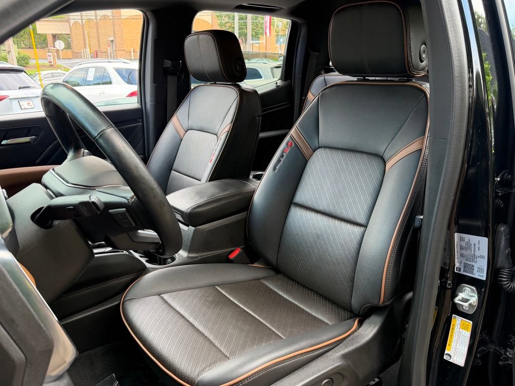 Used 2024 GMC Canyon AT4 w/ AT4 Premium Package AWD/4WD image 25