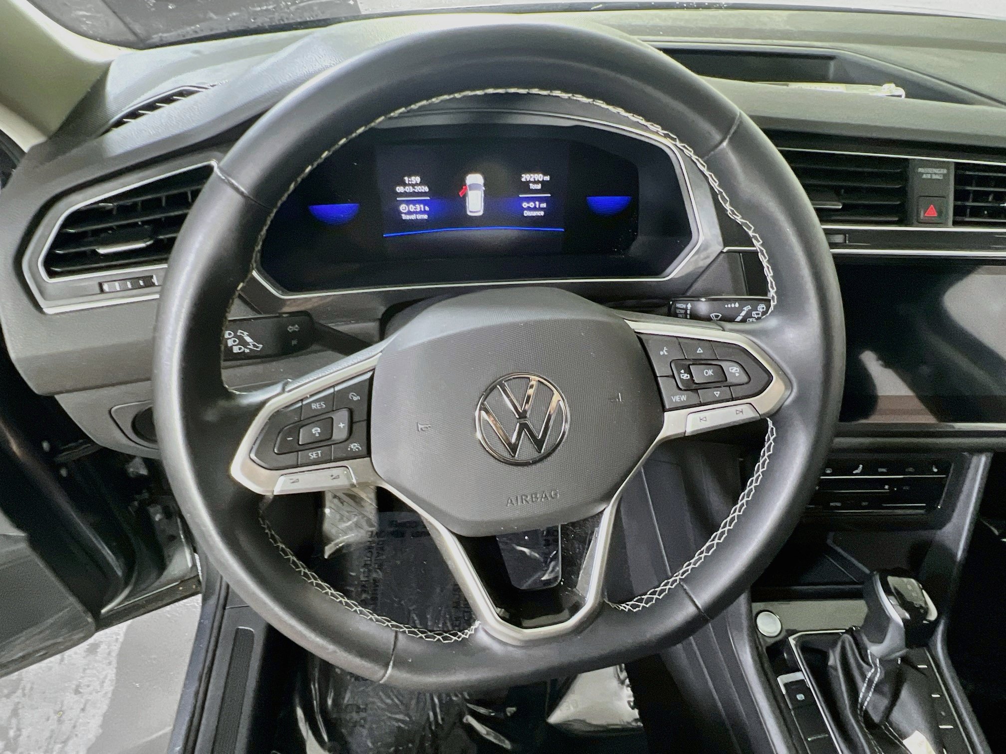 Used 2023 Volkswagen Tiguan SE AWD/4WD image 11