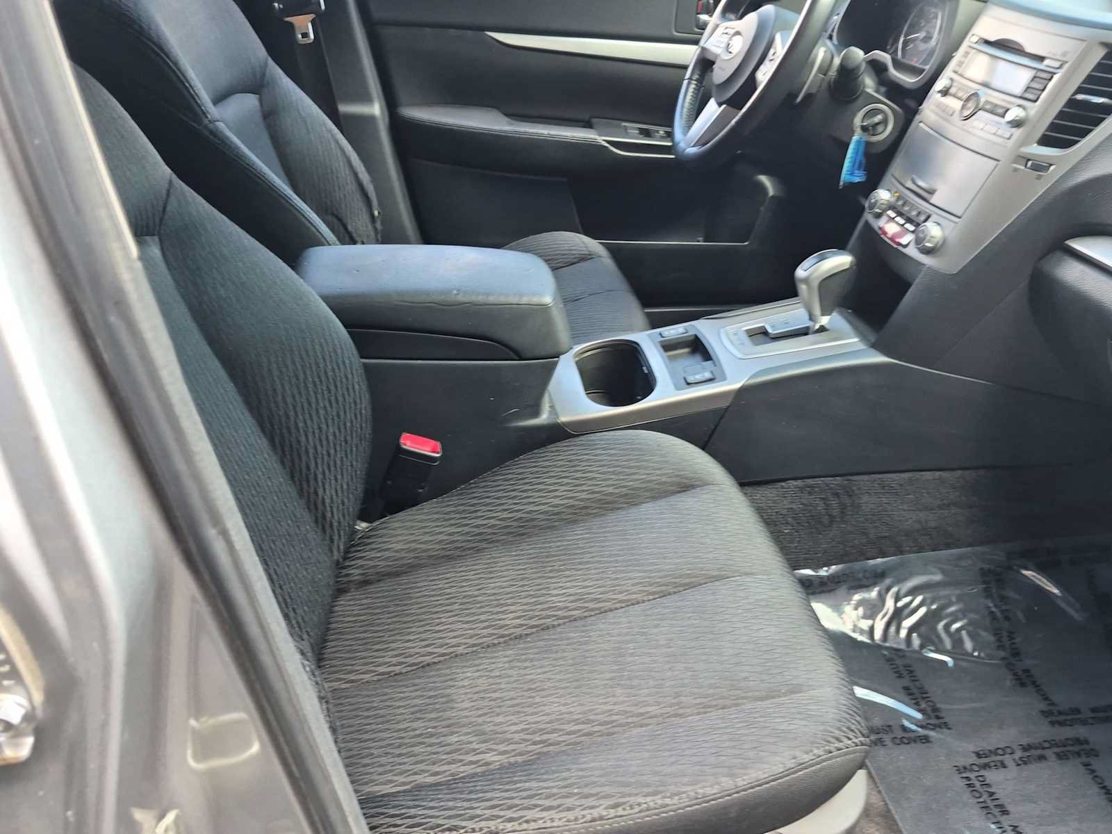 Used 2010 Subaru Outback 2.5i Premium AWD/4WD image 20
