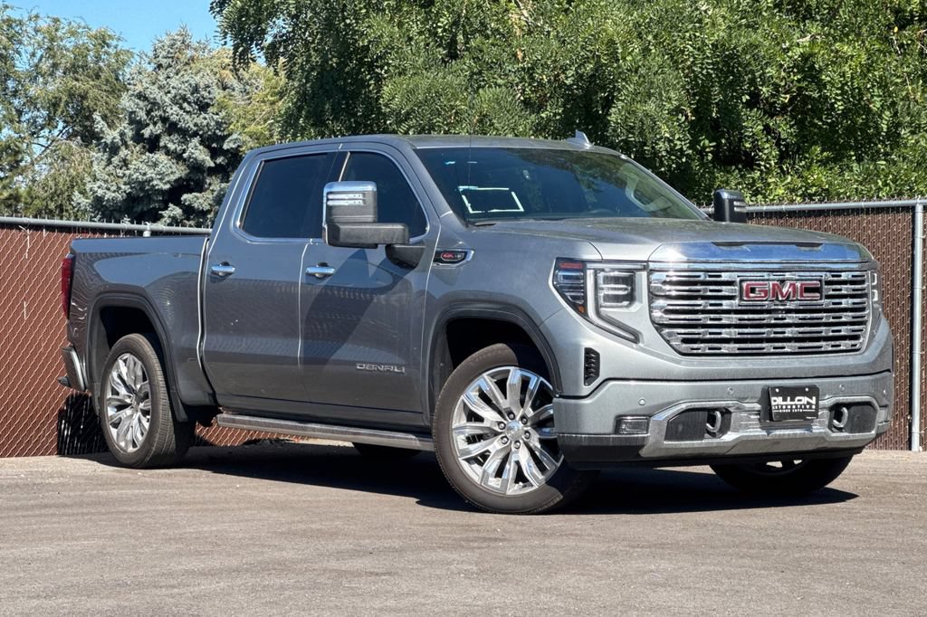 Used 2025 GMC Sierra 1500 Denali AWD/4WD image 2