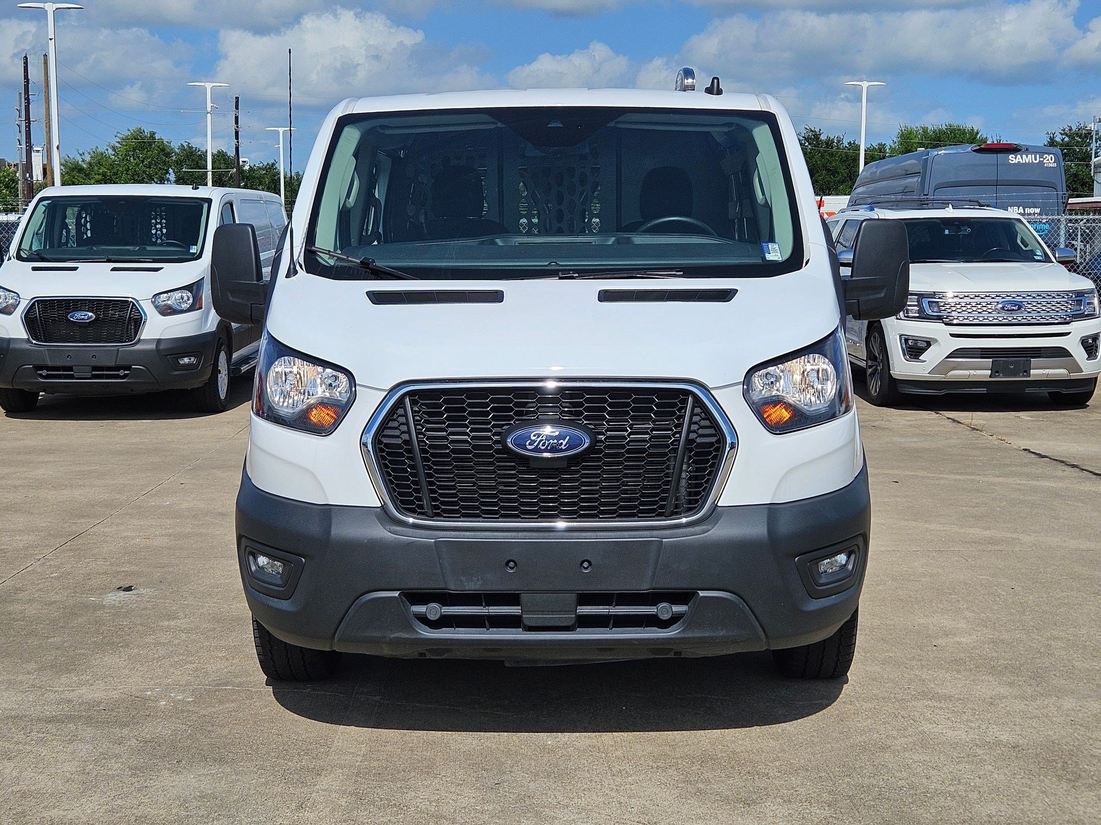 Used 2025 Ford Transit 250 Low Roof w/ Exterior Upgrade Package RWD image 11