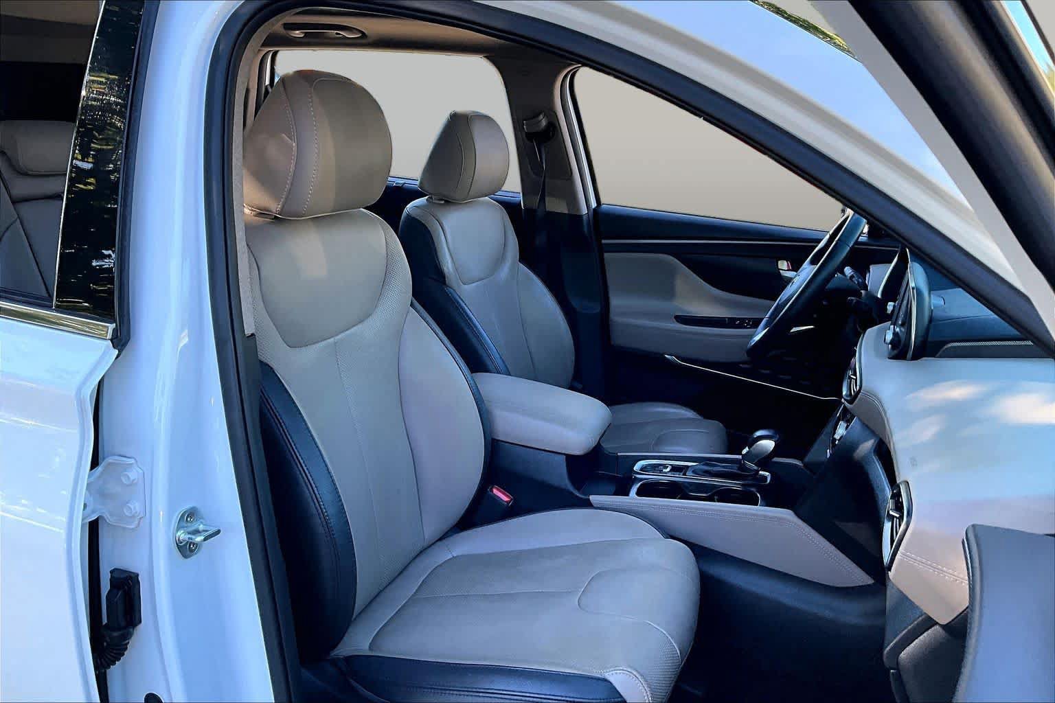 Used 2020 Hyundai Santa Fe SEL w/ Cargo Package FWD image 9
