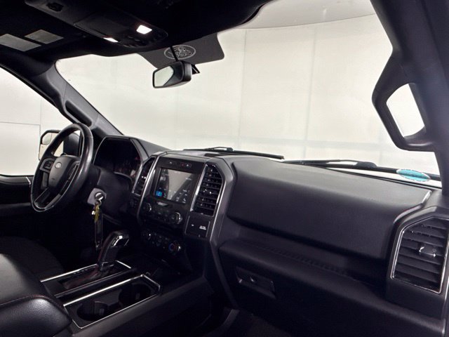 Used 2018 Ford F150 XLT w/ Equipment Group 302A Luxury AWD/4WD image 35