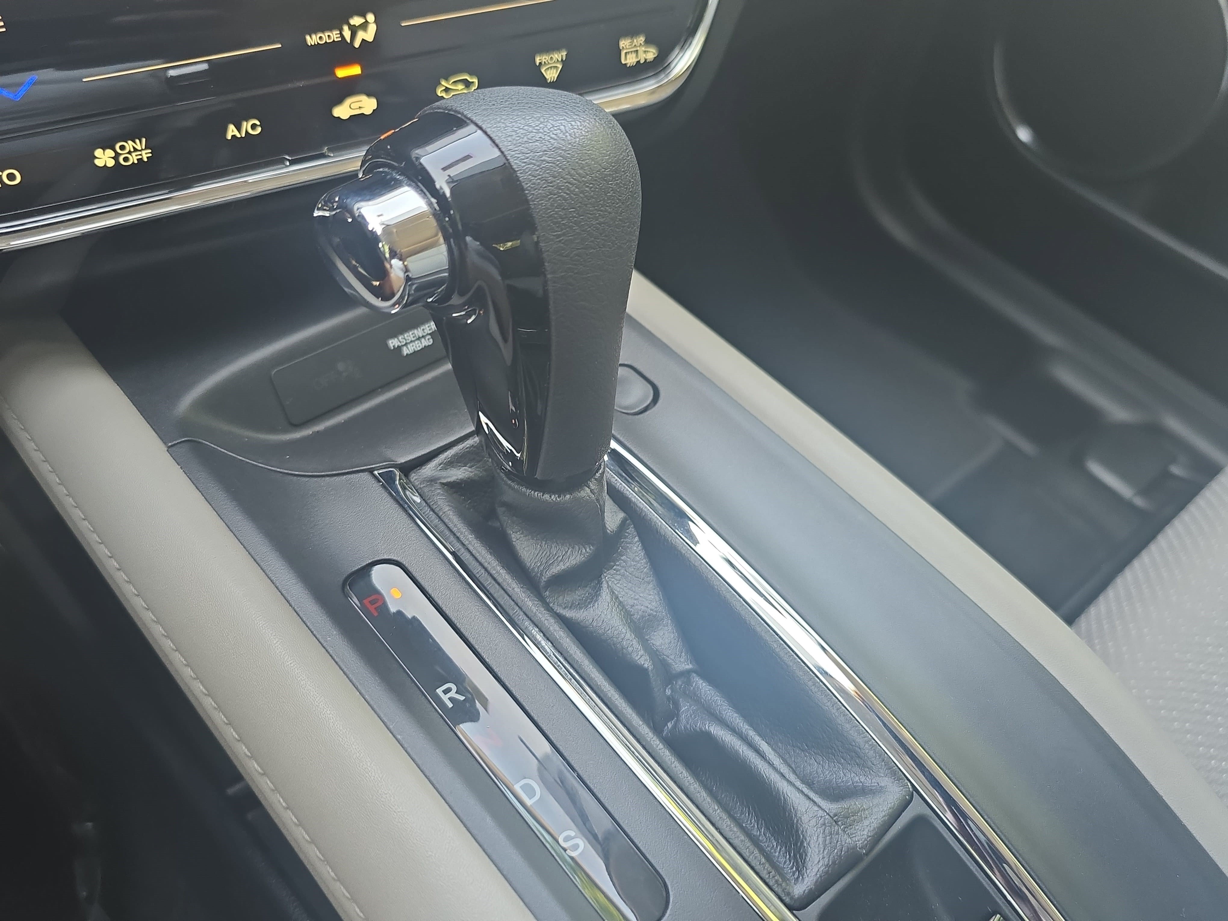 Used 2017 Honda HR-V EX image 24