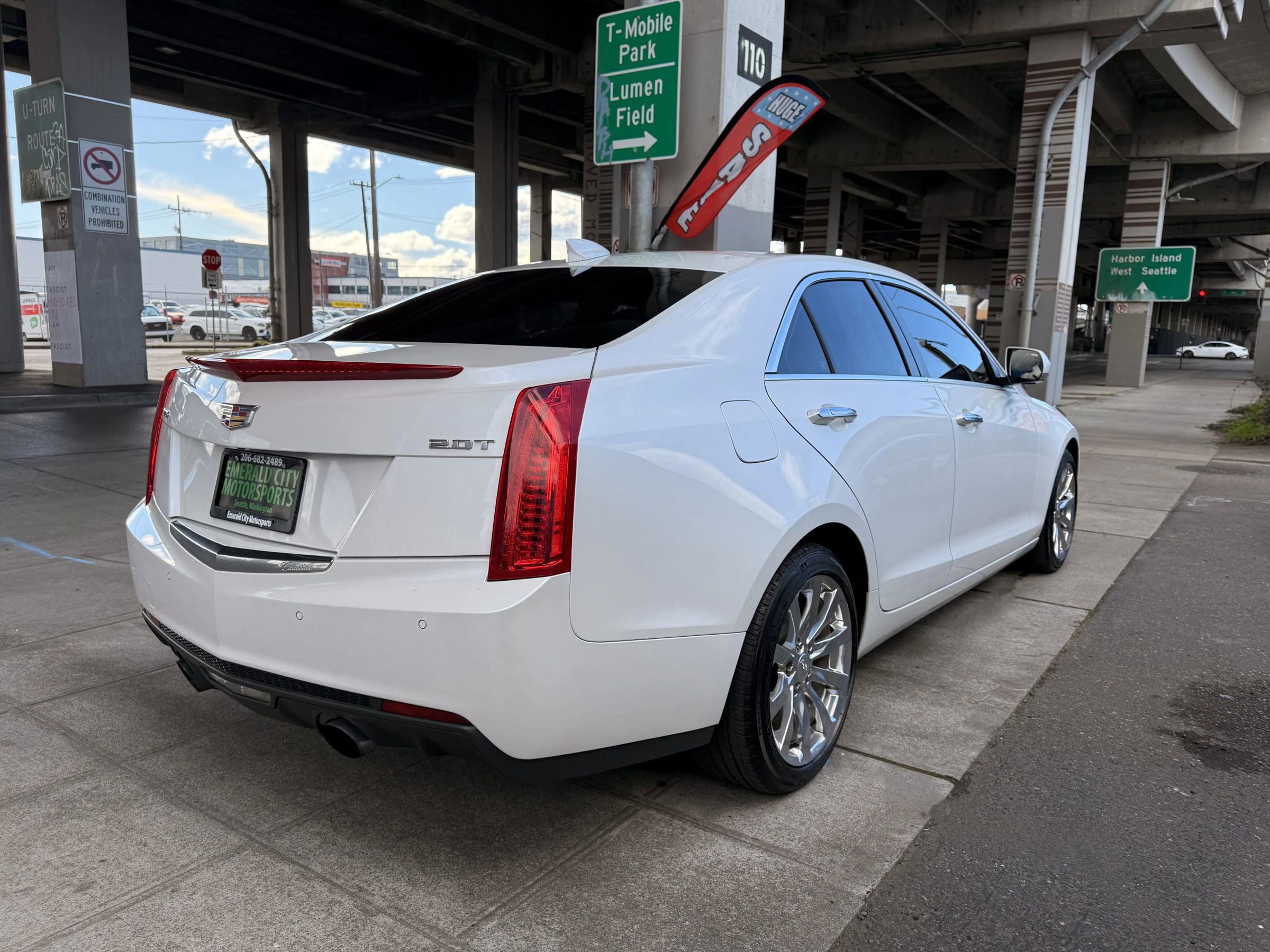 Used 2017 Cadillac ATS Luxury w/ Safety and Security Package RWD image 4