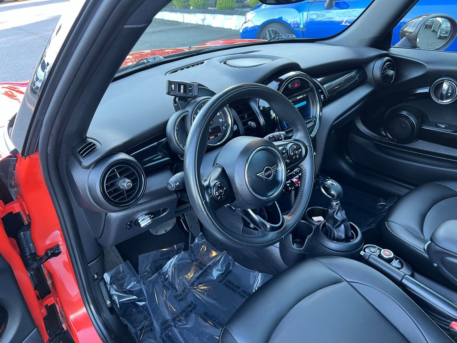 Used 2019 MINI Cooper 2-Door Hardtop FWD image 16