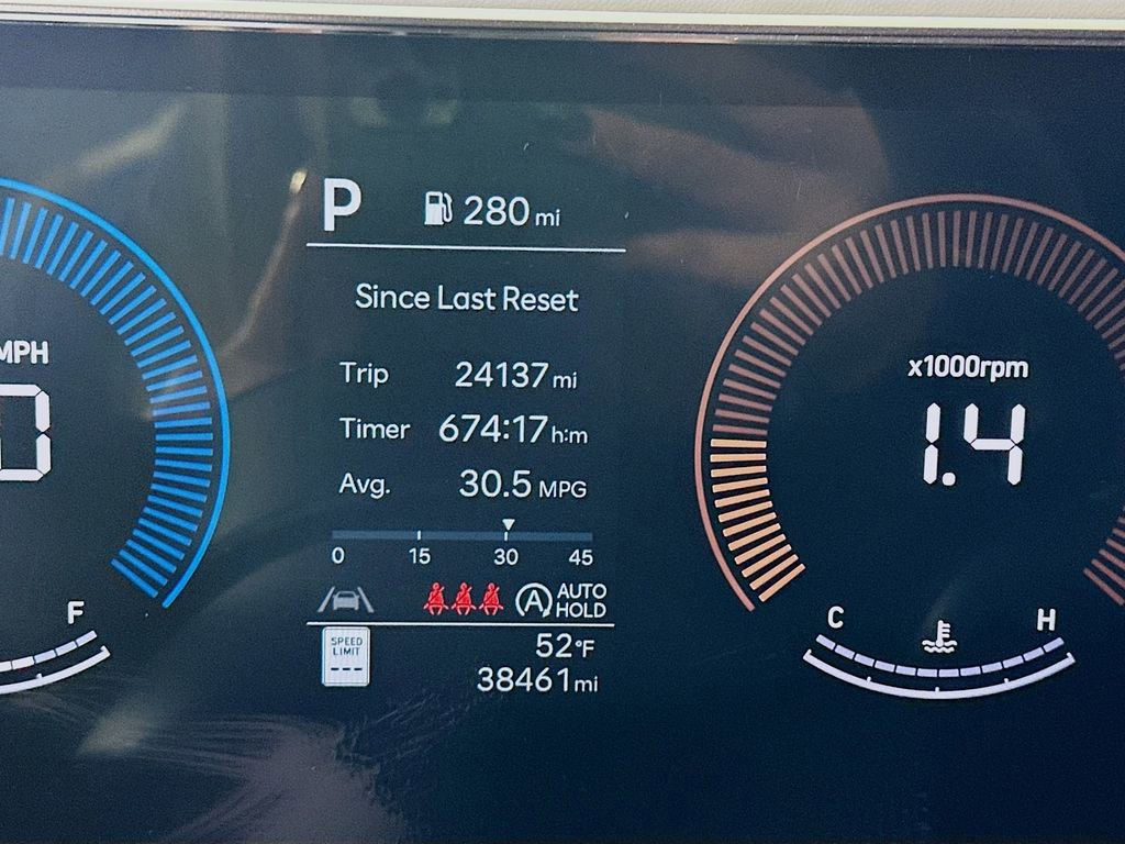 Certified 2025 Hyundai Tucson SEL image 12