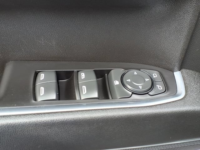 Used 2023 Chevrolet Silverado 1500 LT Trail Boss w/ LT Trail Boss Premium Package AWD/4WD image 17