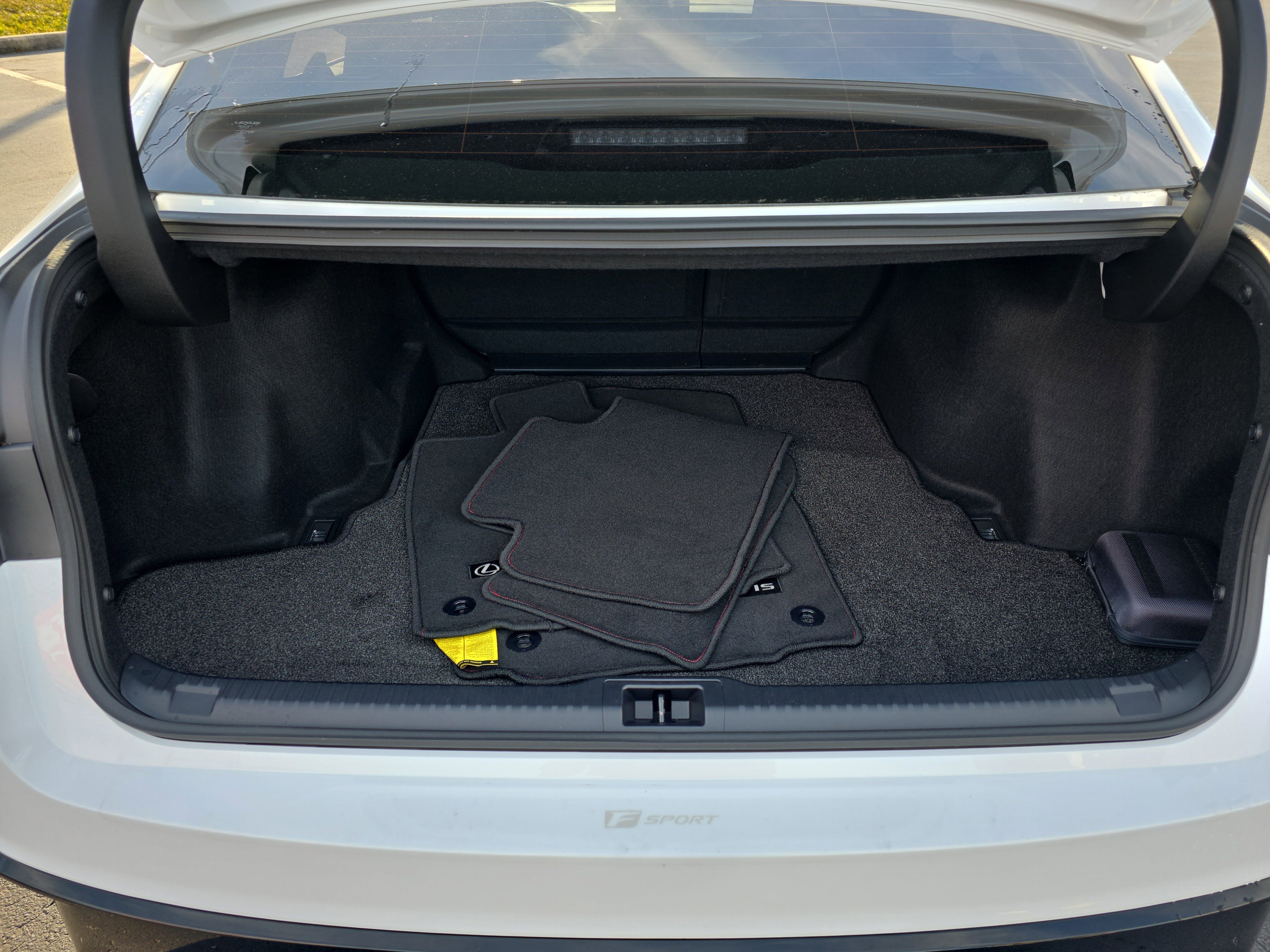 Used 2025 Lexus IS 350 F Sport image 8