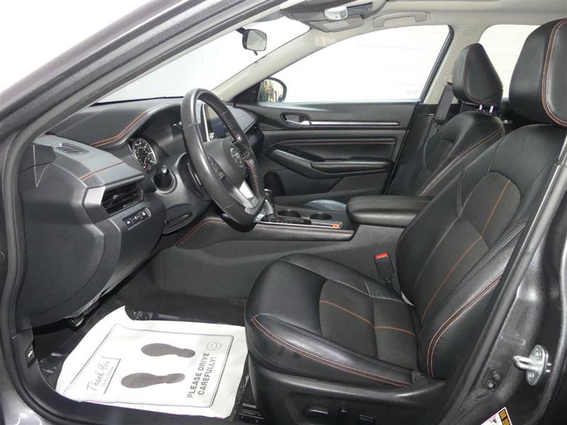 Used 2022 Nissan Altima 2.5 SR w/ Midnight Edition Package FWD image 21