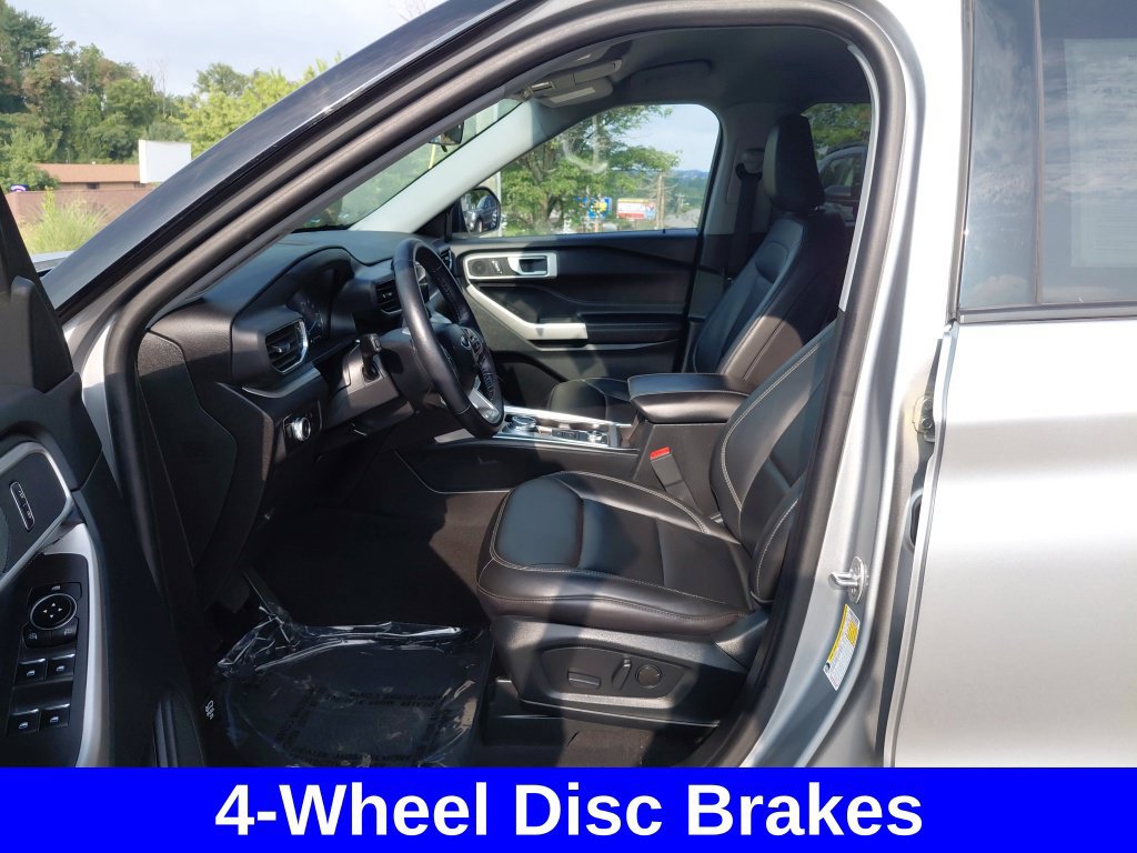 Used 2022 Ford Explorer XLT w/ Equipment Group 202A AWD/4WD image 25