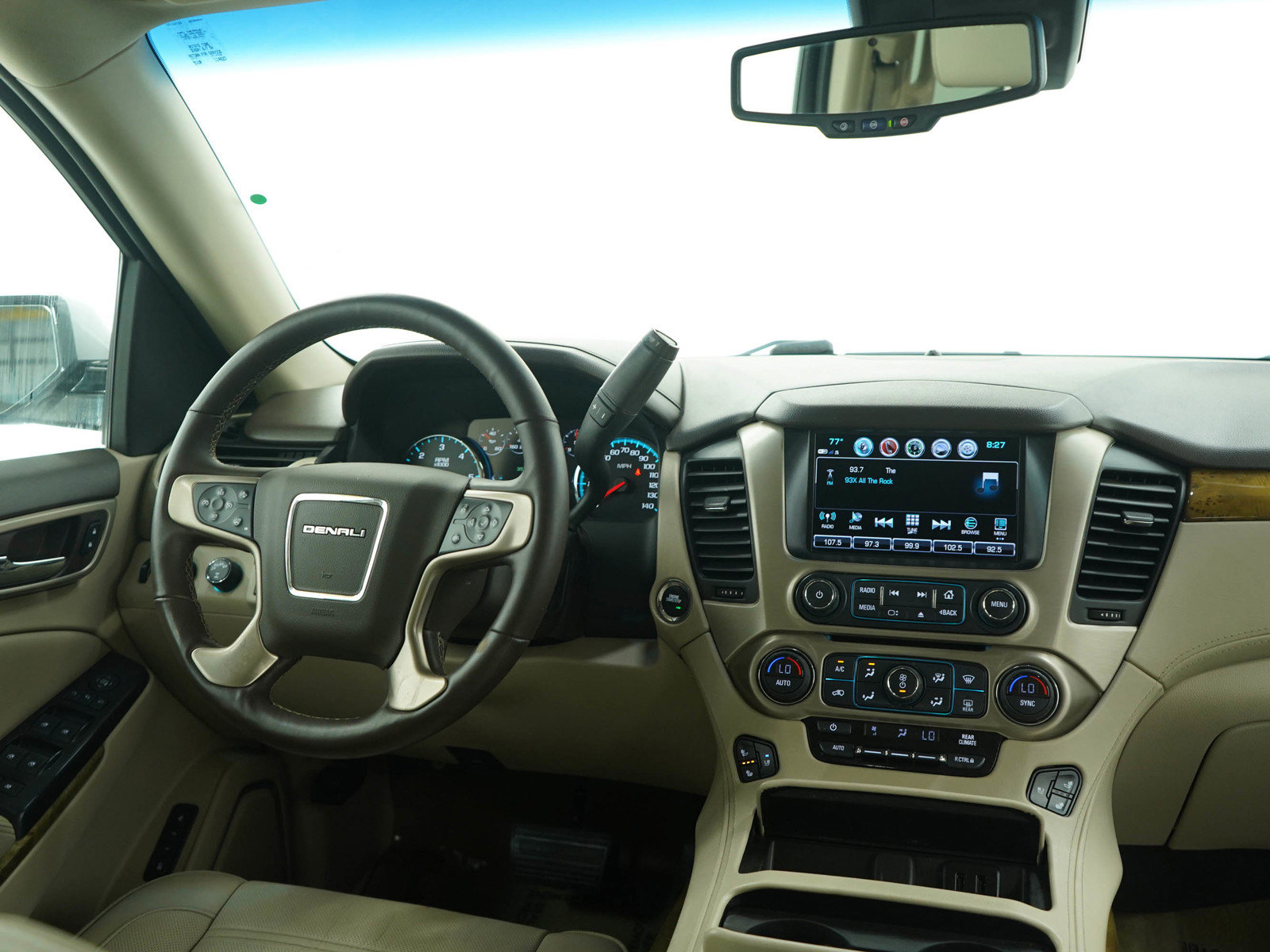 Used 2017 GMC Yukon Denali w/ Open Road Package image 12