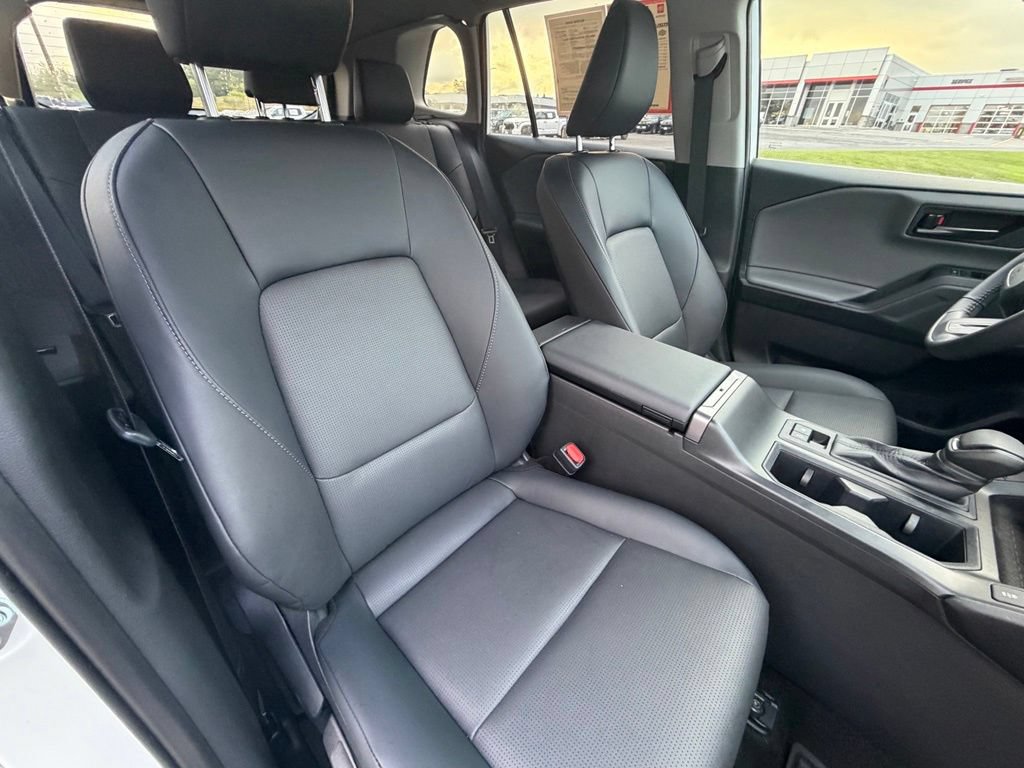 Used 2026 Toyota RAV4 XLE Premium AWD/4WD image 39
