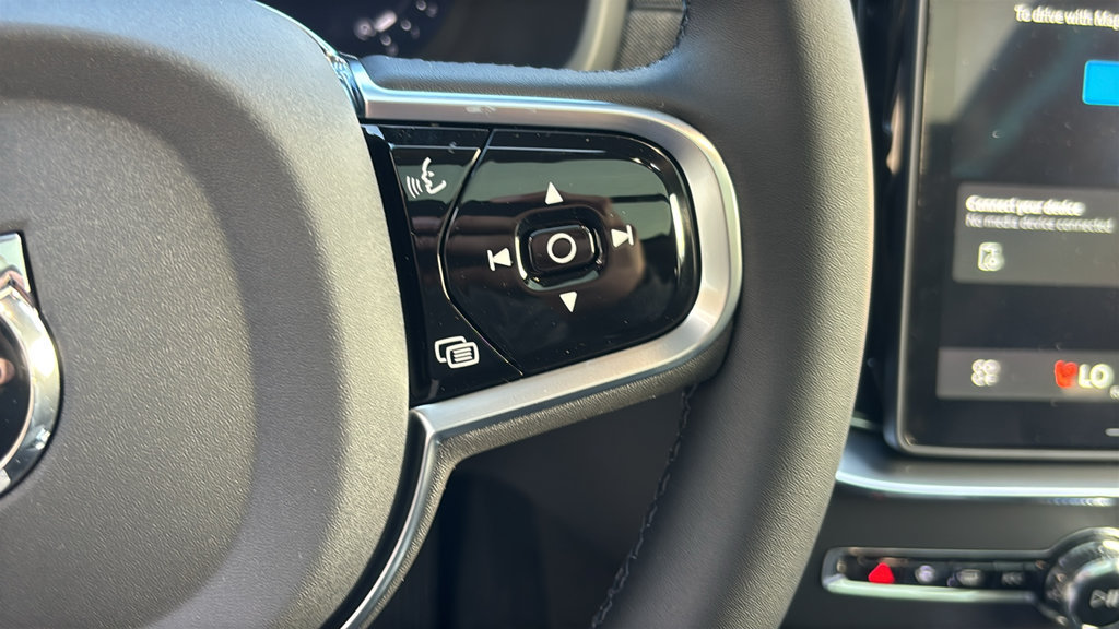 New 2027 Volvo XC90 B6 Ultra AWD/4WD image 18