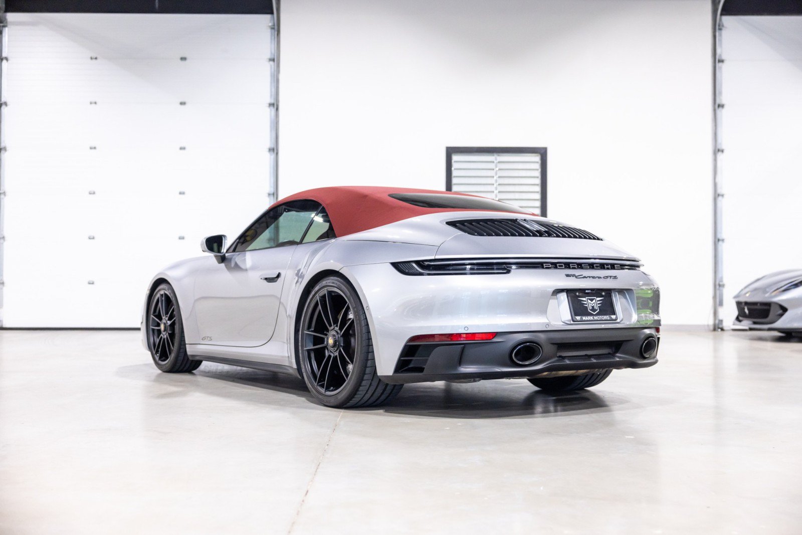 Used 2022 Porsche 911 Cabriolet image 6