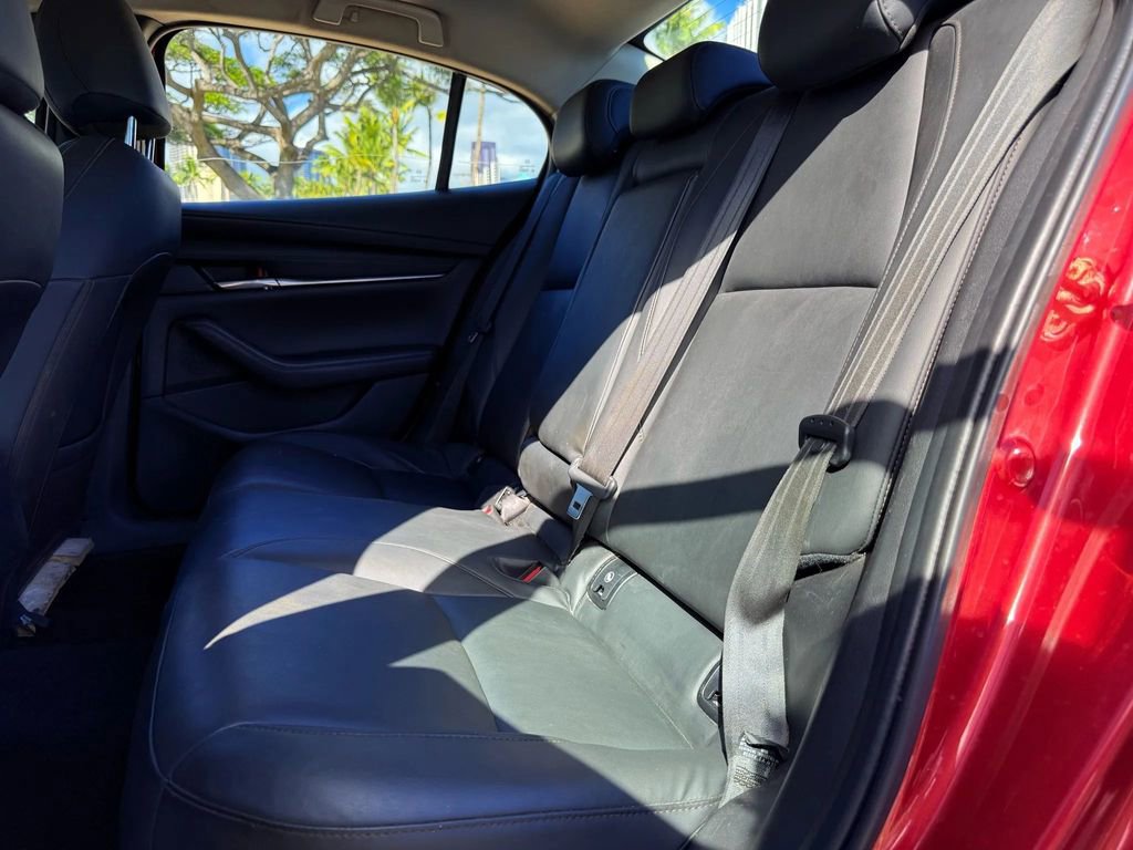 Used 2021 MAZDA MAZDA3 s image 11