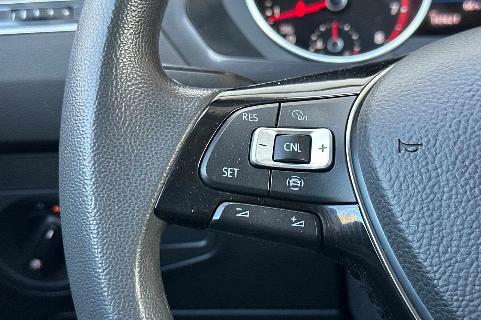 Used 2020 Volkswagen Tiguan S AWD/4WD image 25