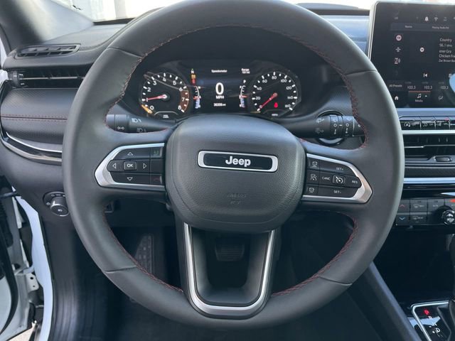 Used 2024 Jeep Compass Trailhawk AWD/4WD image 14