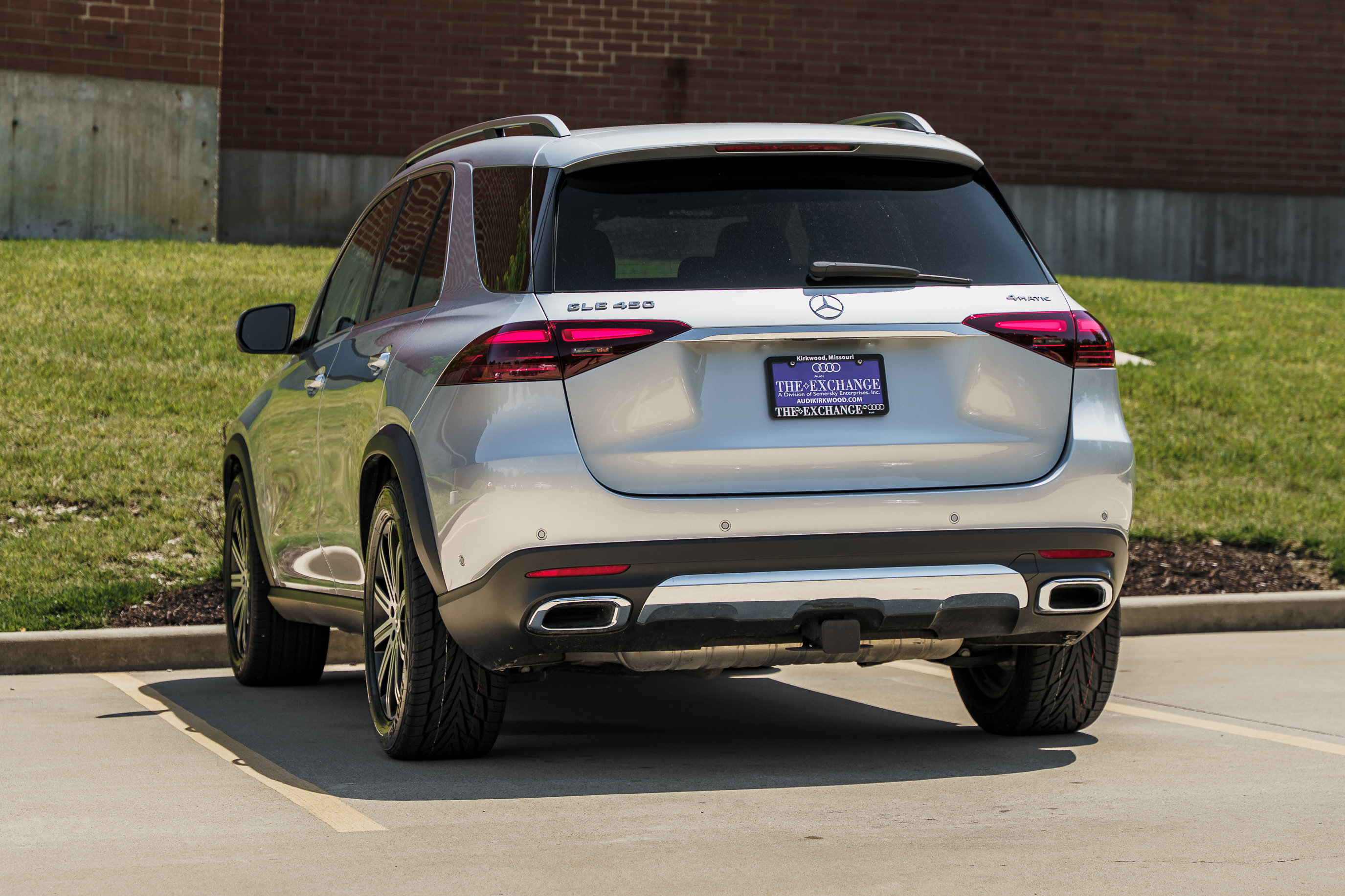 Used 2025 Mercedes-Benz GLE 450 4MATIC image 5