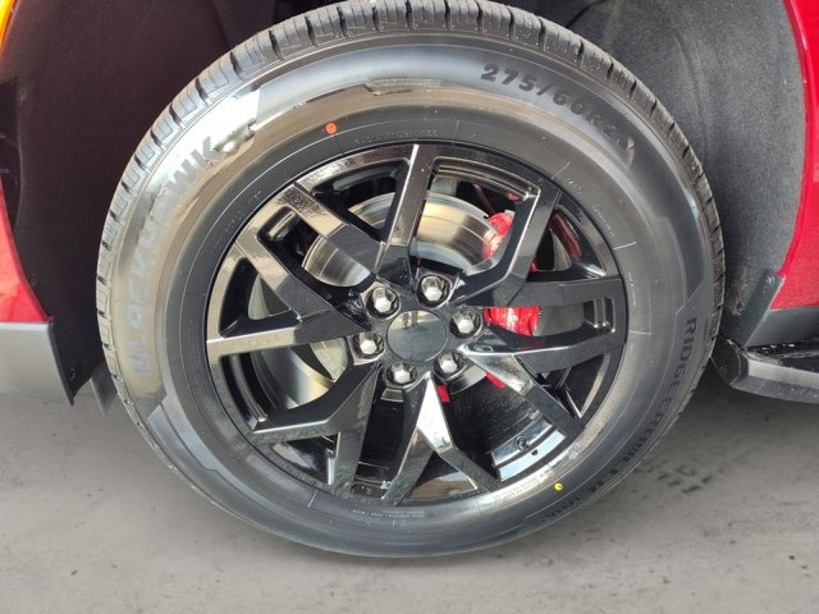 Used 2023 Chevrolet Suburban LT w/ LT Signature Package RWD image 10
