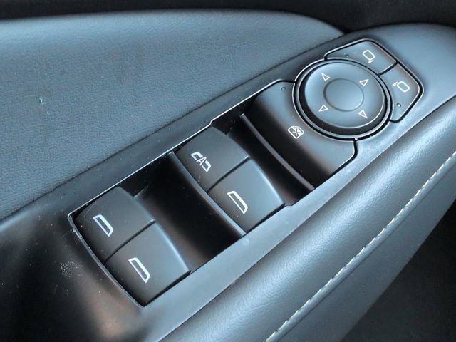 Used 2022 Buick Enclave Essence image 31