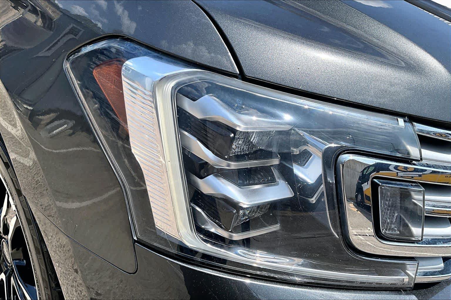 Used 2020 Ford Expedition Limited w/ Special Edition Package RWD image 27