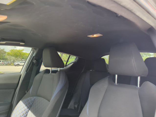 Used 2020 Toyota C-HR XLE FWD image 14