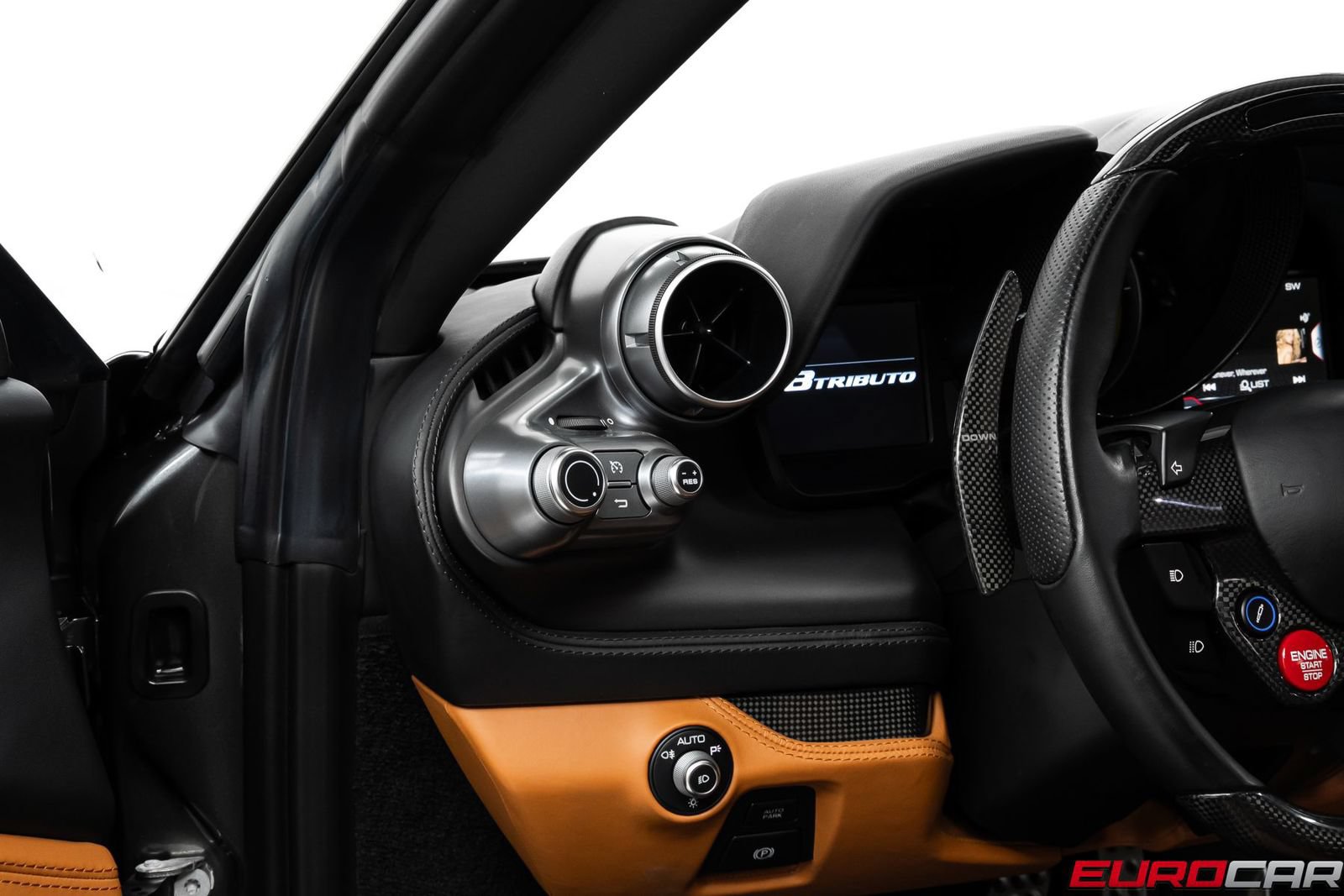 Used 2021 Ferrari F8 Tributo RWD image 30
