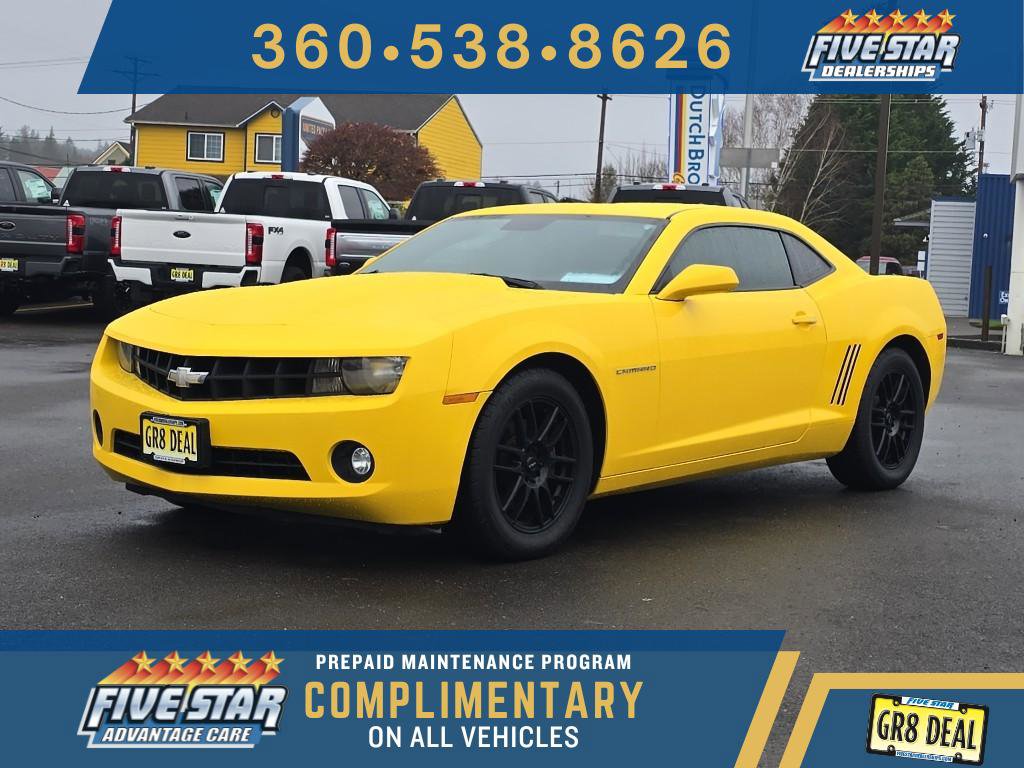 Used 2011 Chevrolet Camaro LT image 1