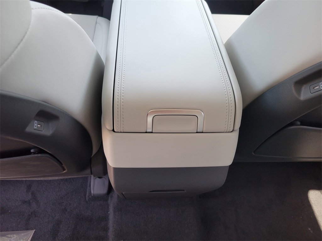 New 2025 Hyundai Santa Fe SEL image 30