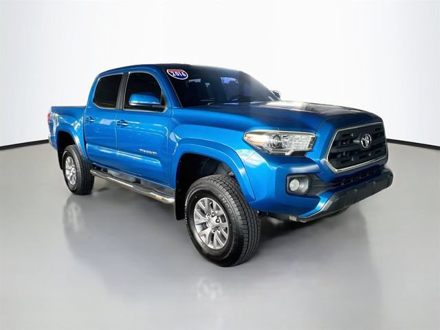 Used 2016 Toyota Tacoma SR5 RWD image 2