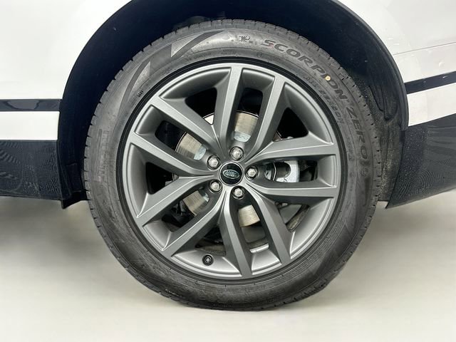 Used 2026 Land Rover Range Rover Velar Dynamic SE AWD/4WD image 30