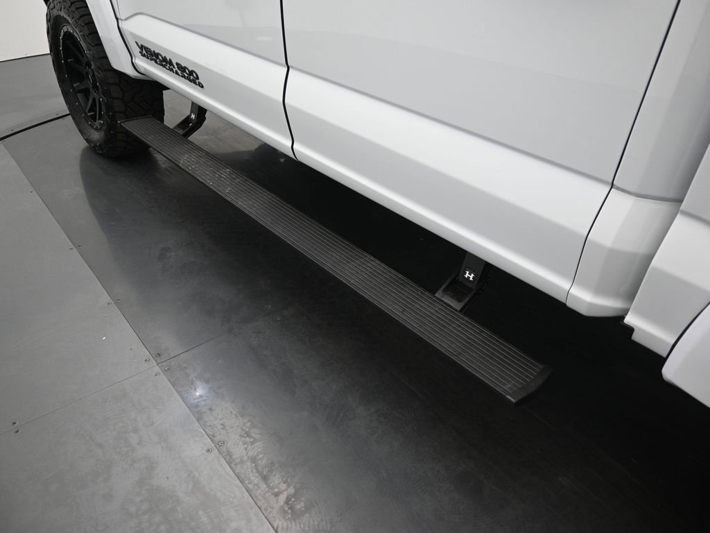 New 2025 Ford F150 Lariat w/ Equipment Group 502A High image 26