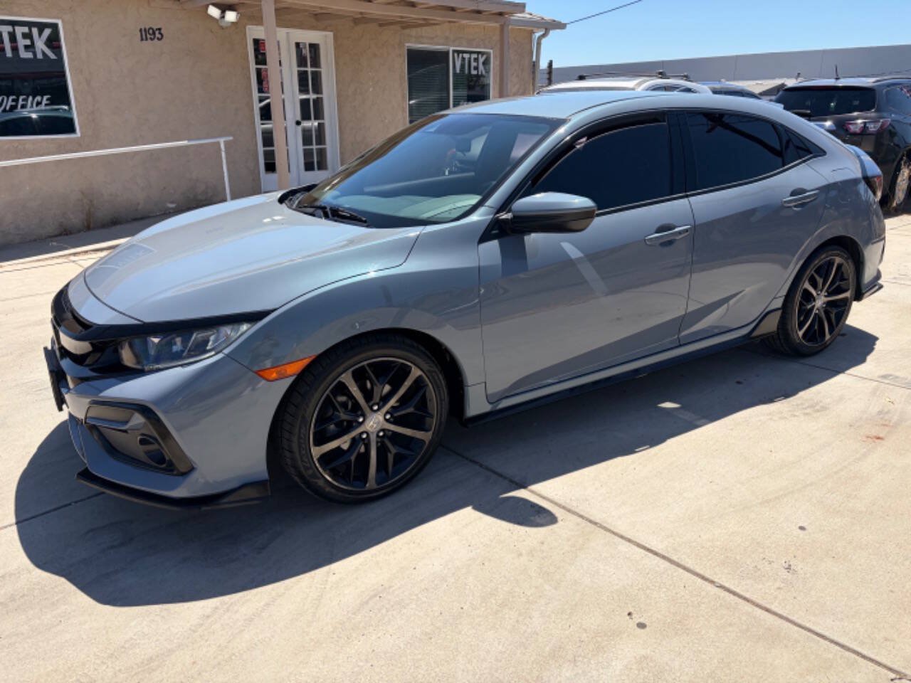Used 2020 Honda Civic Sport image 2