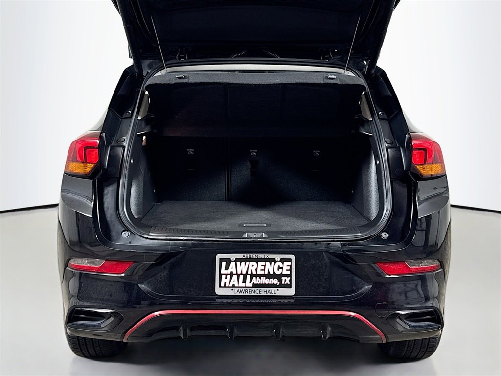 Used 2023 Buick Encore GX Select w/ Sport Touring Package image 23