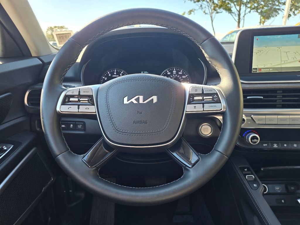 Used 2022 Kia Telluride EX w/ EX Premium Package image 13
