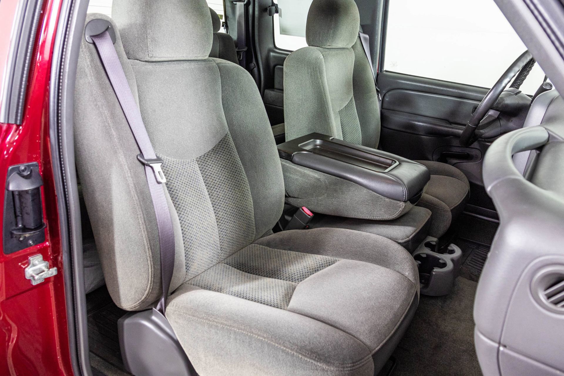 Used 2005 Chevrolet Silverado 3500 LS w/ Heavy-Duty Power Package RWD image 39