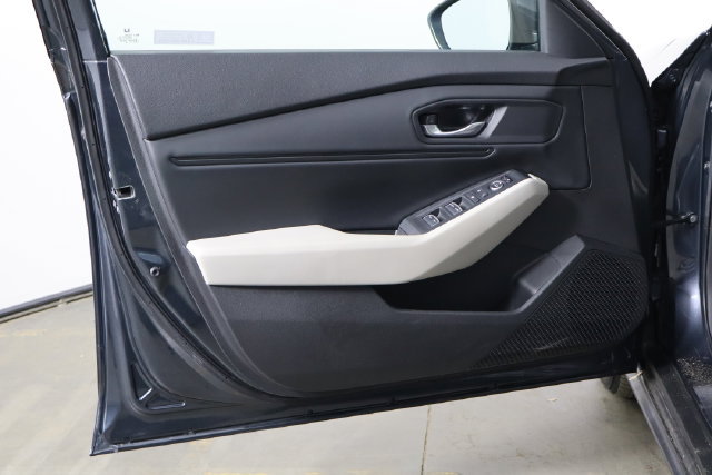Used 2024 Honda Accord EX image 16